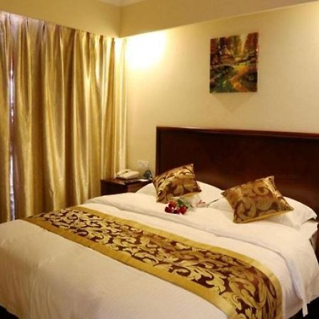 Greentree Inn Suzhou Industrial Zone Yangcheng Lake Weiting Mong Kok Express Hotel Exterior photo