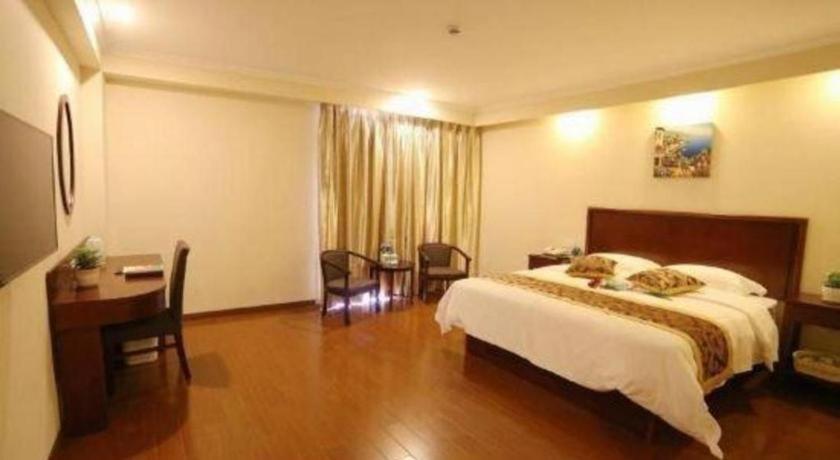 Greentree Inn Suzhou Industrial Zone Yangcheng Lake Weiting Mong Kok Express Hotel Exterior photo