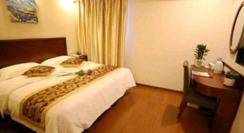 Greentree Inn Suzhou Industrial Zone Yangcheng Lake Weiting Mong Kok Express Hotel Exterior photo