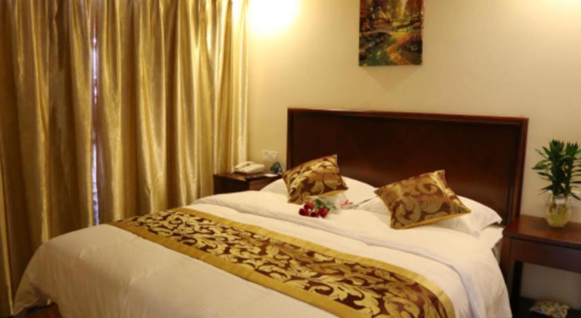Greentree Inn Suzhou Industrial Zone Yangcheng Lake Weiting Mong Kok Express Hotel Exterior photo